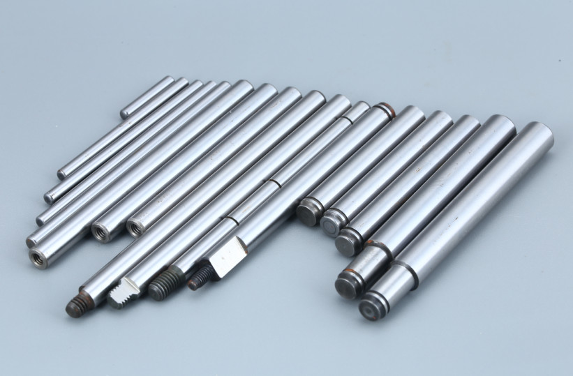 0.0005mm Precision Shaft Pins For Stepper Brushless Dc Motors With Thread Ends